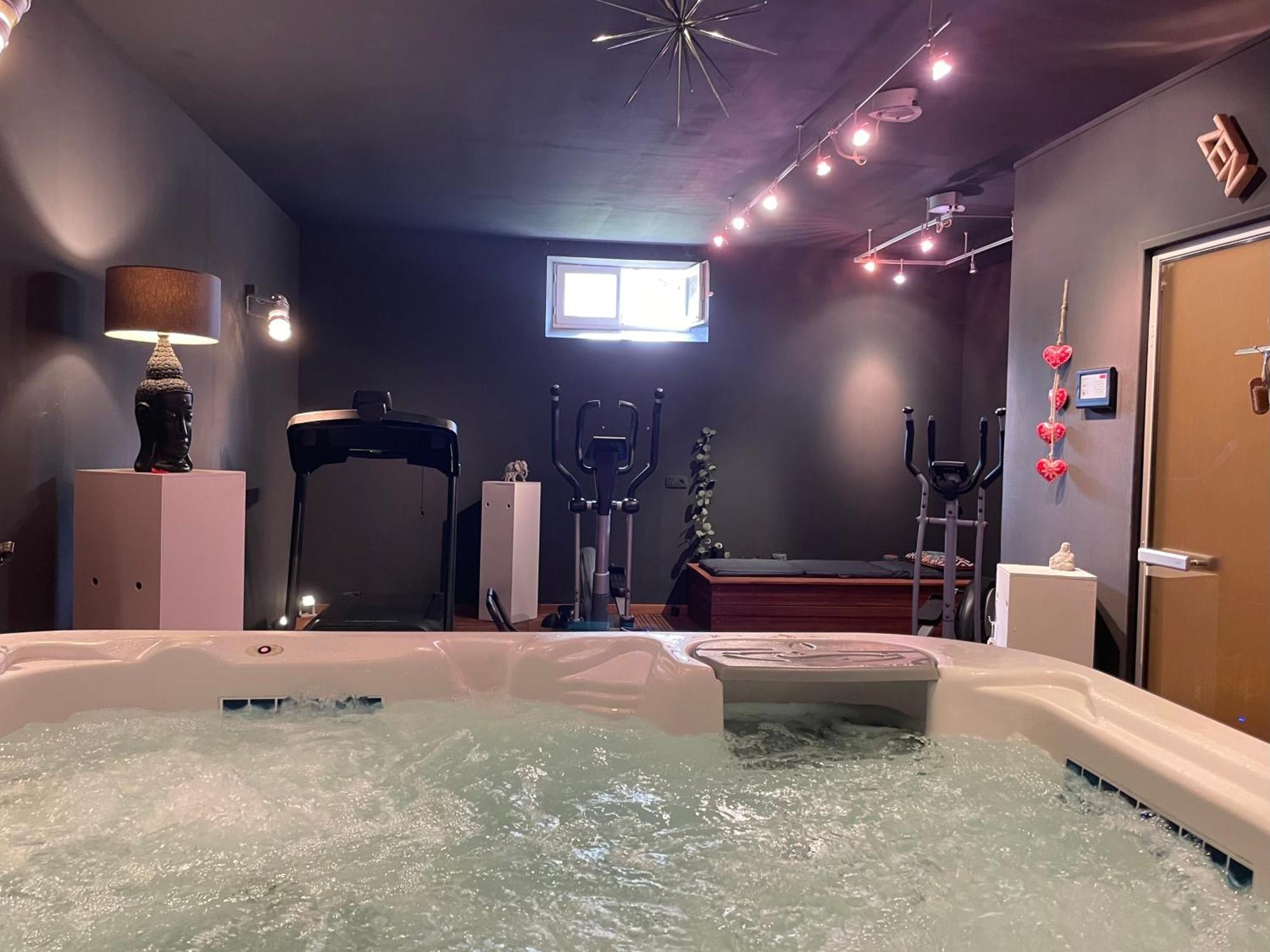 Gite A La Campagne Les Grandes Maisons Espace Jacuzzi Hammam Spa Lorris Exteriör bild